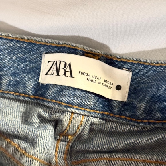 Zara ZW Collection The Boyboy Relaxed Fit Straight Leg Jeans - Picture 5 of 6